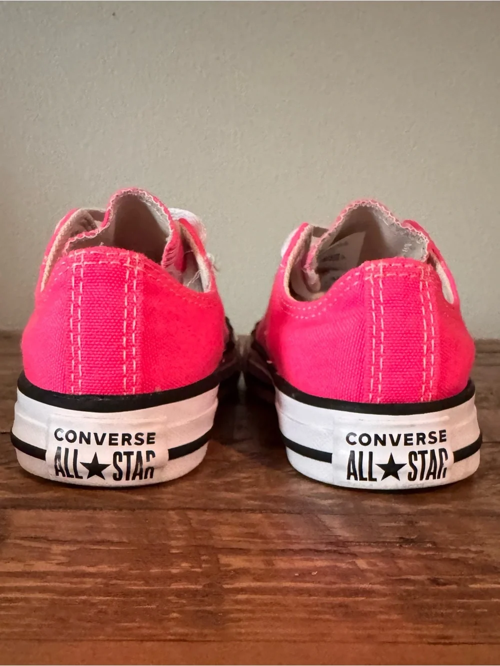 Girl’s Converse All Star Chuck Taylor’s Low Top Sneakers - Hot Pink and White